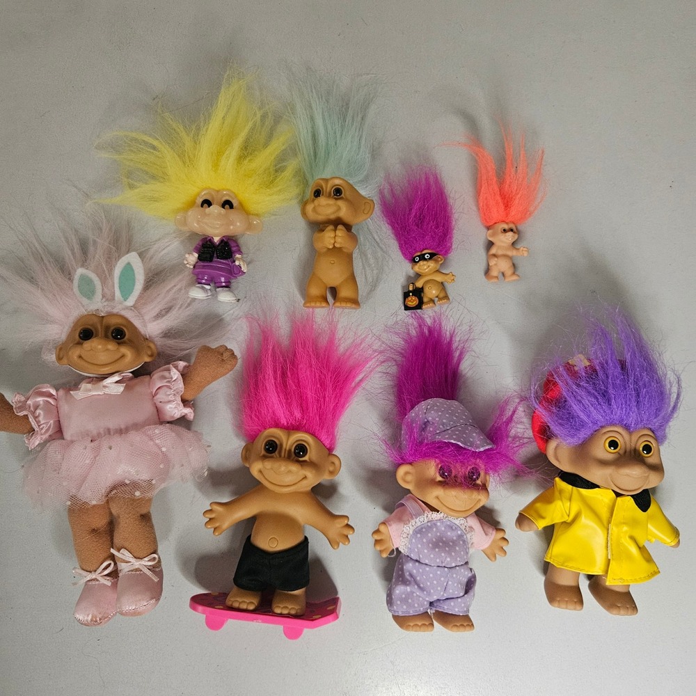 Vintage Russ Berrie TNT Troll Doll Lot 8pc Ballerina Skateboarder Raincoat 90s